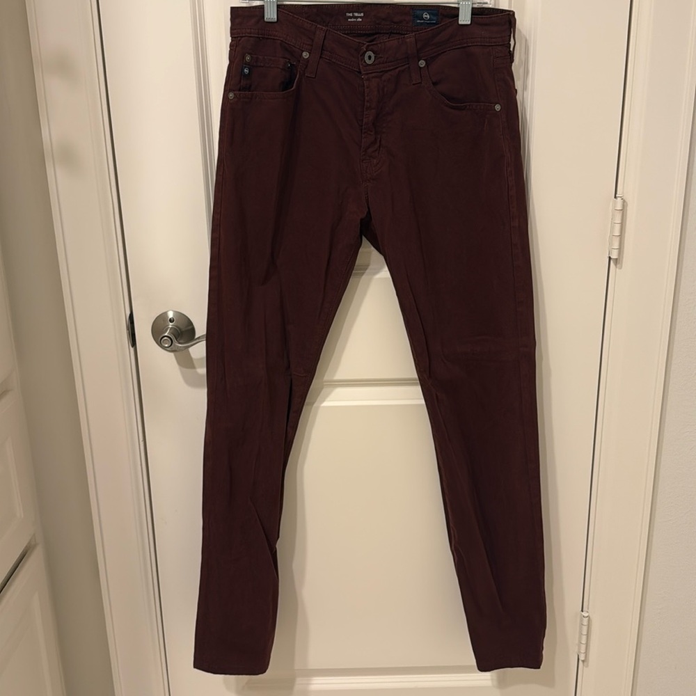 Men’s AG The Trellis Modern Slim Maroon Jeans